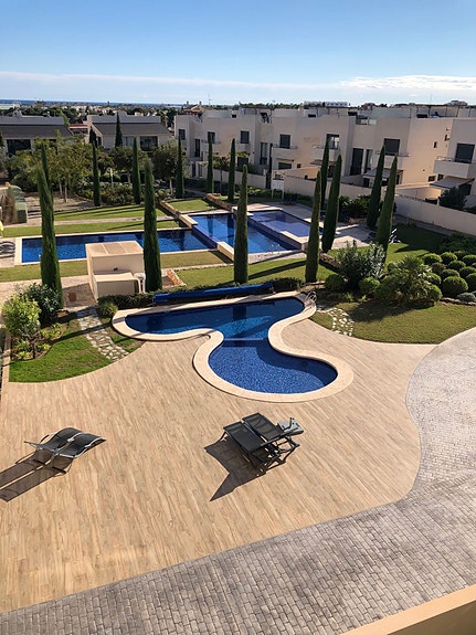 En megler med gode referanser - SPANIA1.no