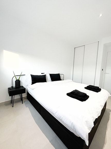 En megler med gode referanser - SPANIA1.no