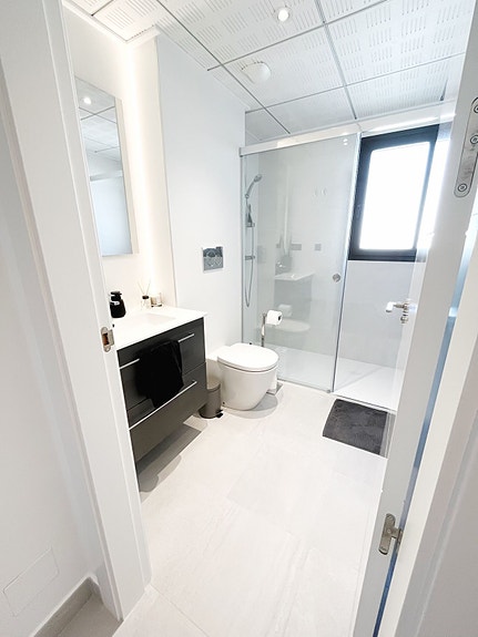 En megler med gode referanser - SPANIA1.no