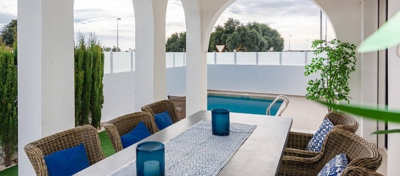 En megler med gode referanser -  SPANIA1.no