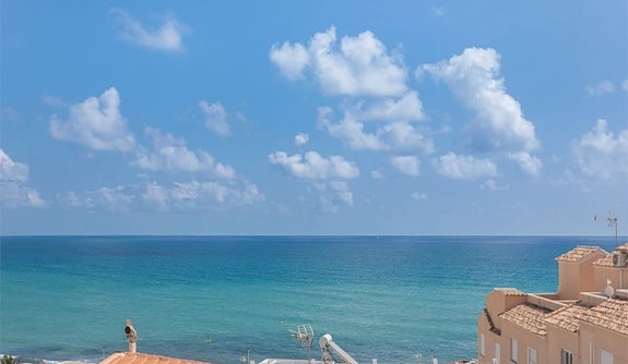 En megler med gode referanser - SPANIA1.no