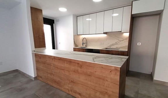 En megler med gode referanser - SPANIA1.no