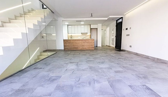 En megler med gode referanser - SPANIA1.no