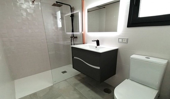 En megler med gode referanser - SPANIA1.no