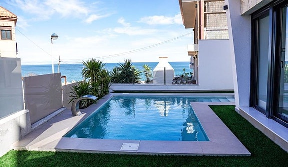 En megler med gode referanser - SPANIA1.no