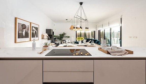 En megler med gode referanser - se SPANIA1.no