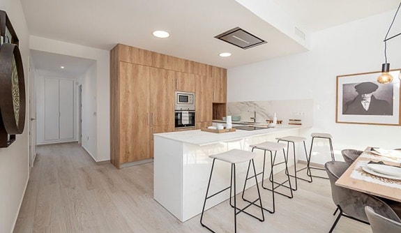 En megler med gode referanser - se SPANIA1.no