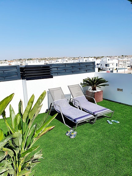 En megler med gode referanser -  SPANIA1.no