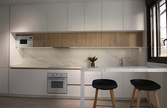 En megler med gode referanser - SPANIA1.no