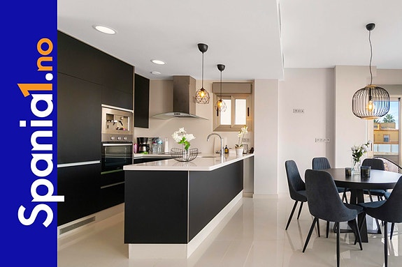 En megler med gode referanser - SPANIA1.no