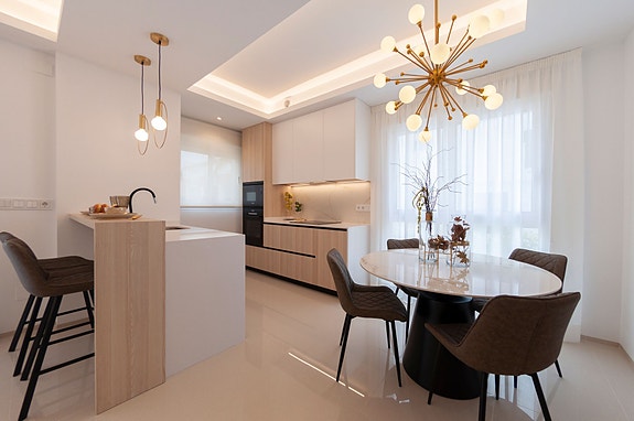 En megler med gode referanser -  SPANIA1.no