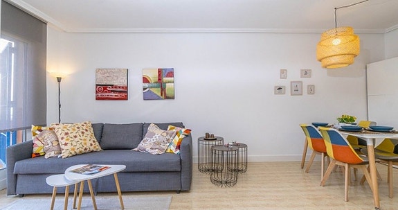 Bruk en megler med gode referanser - se SPANIA1.no