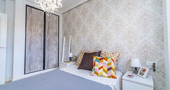 Bruk en megler med gode referanser - se SPANIA1.no