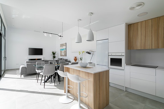 En megler med gode referanser - SPANIA1.no