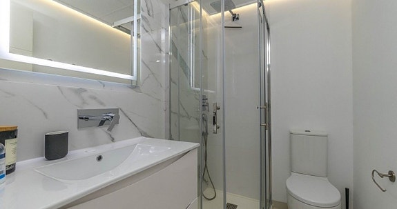 En megler med gode referanser - SPANIA1.no