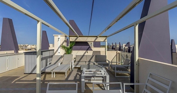 En megler med gode referanser - SPANIA1.no