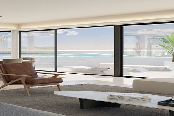 En megler med gode referanser - SPANIA1.no