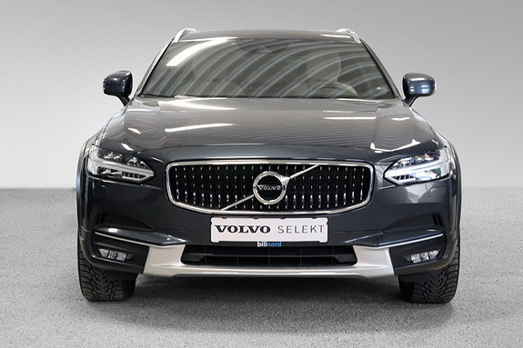 Bilbilde: Volvo V90 Cross Country