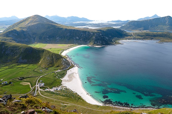 Hauklandstranda, kåret til Europas beste av Lonely Planet; foto: Kolltveit/Destination Lofoten