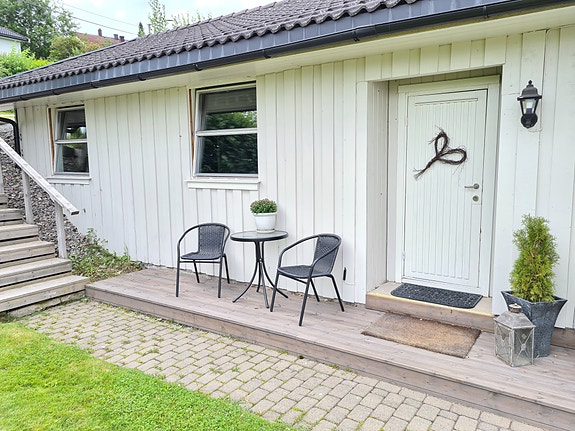 Adkomst og inngangsparti