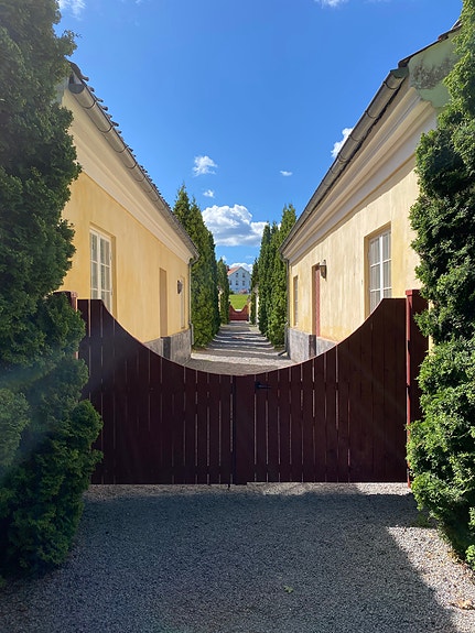 Inngang til hagen