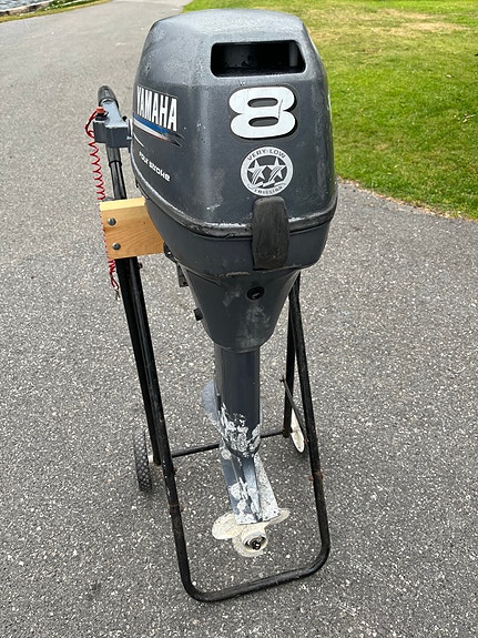 8 hk firetakt Yamaha med lang stamme. 2008 mod 2 of 19
