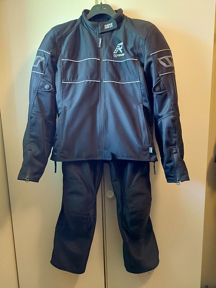 Product image 1 of 9