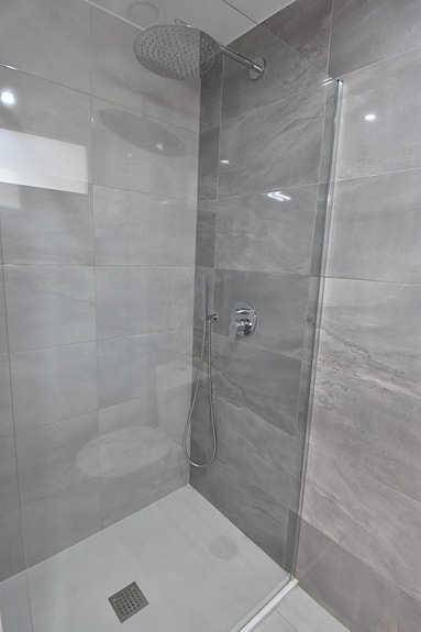 En megler med gode referanser - SPANIA1.no