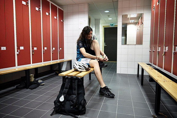Vi tilbyr sykkelparkering og gode garderobefasiliteter Vi tilbyr sykkelparkering og gode garderobefasiliteter