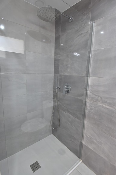 En megler med gode referanser - SPANIA1.no