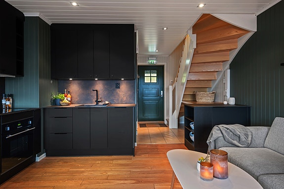 Eiendomsmegler Jannike Seljevoll Herleiksplass har gleden av å invitere til denne fine leiligheten i populære Havsdalsgrenda