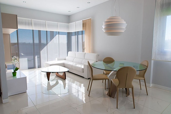 En megler med gode referanser - SPANIA1.no