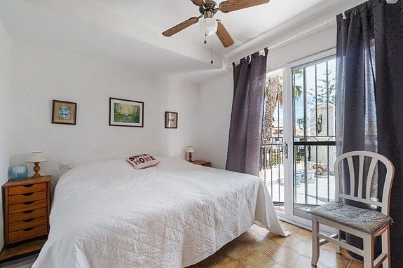 En megler med gode referanser - SPANIA1.no