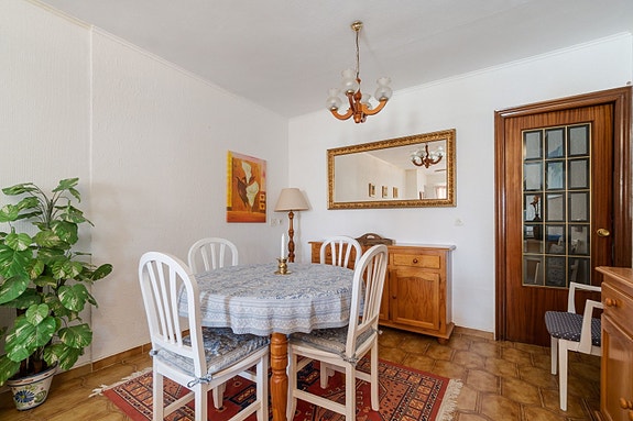 En megler med gode referanser - SPANIA1.no