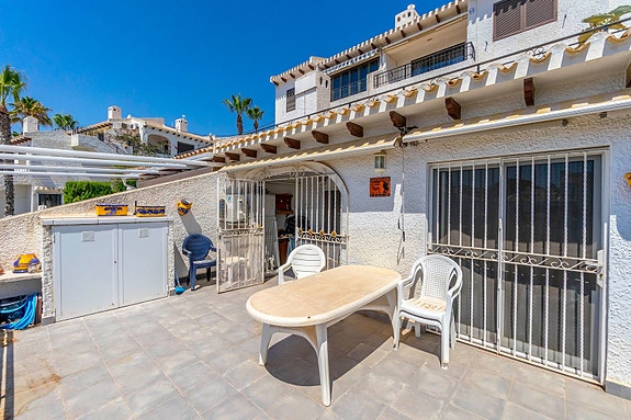 En megler med gode referanser - SPANIA1.no