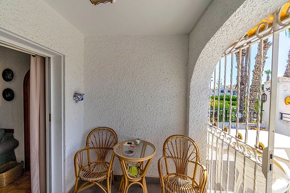 En megler med gode referanser - SPANIA1.no