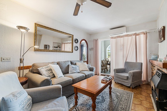 En megler med gode referanser - SPANIA1.no