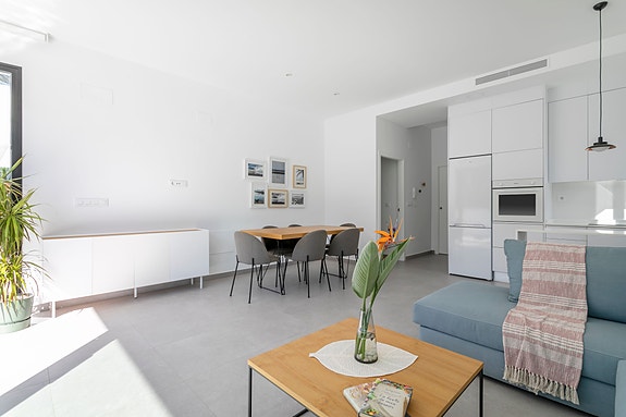 En megler med gode referanser - SPANIA1.no