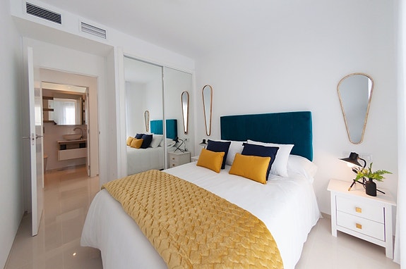 En megler med gode referanser -  SPANIA1.no