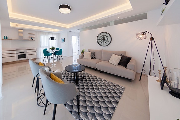 En megler med gode referanser -  SPANIA1.no