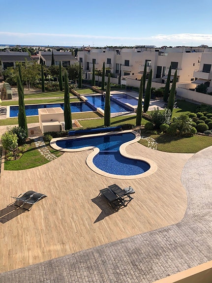 En megler med gode referanser - SPANIA1.no