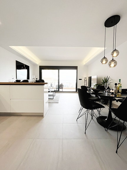 En megler med gode referanser - SPANIA1.no