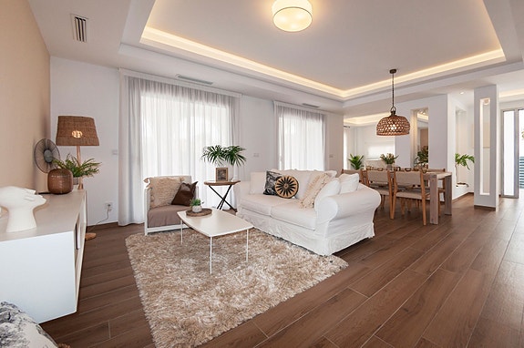 En megler med gode referanser -  SPANIA1.no