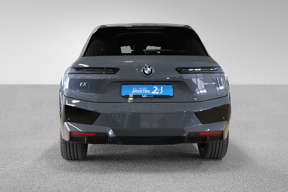 Bilbilde: BMW iX xDrive 40