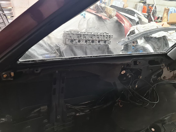Mercedes-Benz E230 16 of 18