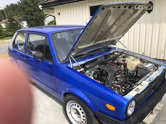 Volkswagen Golf I 2 of 3