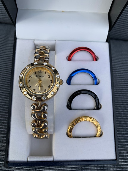 Product image 1 of 2