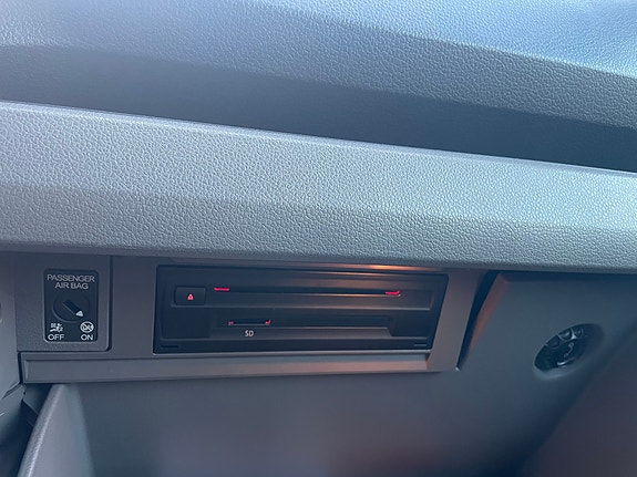 Volkswagen Crafter 11 of 13