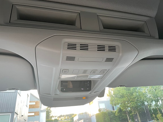 Volkswagen Crafter 10 of 13