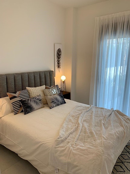 En megler med gode referanser -  SPANIA1.no